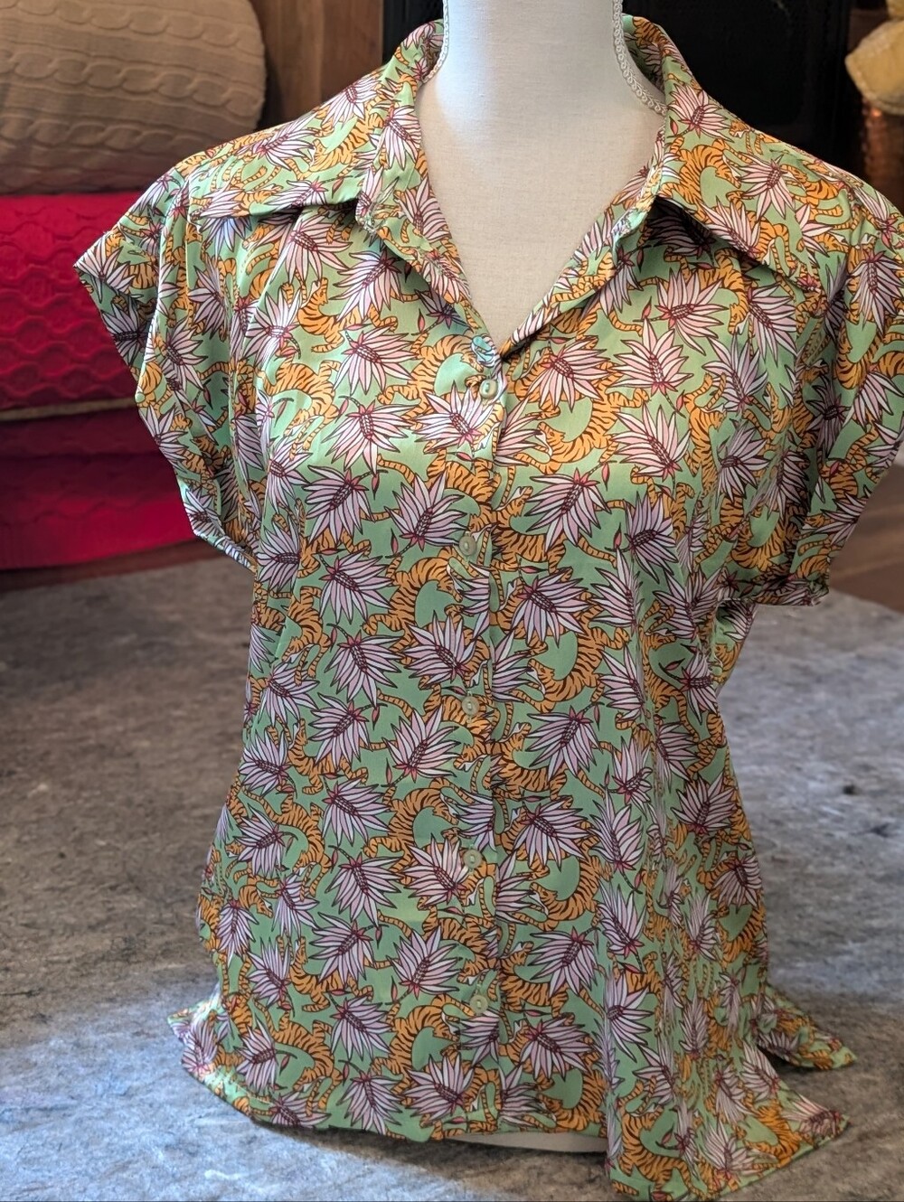 Women’s Compania Fantastica Green Floral Short-Sleeve Collared Top